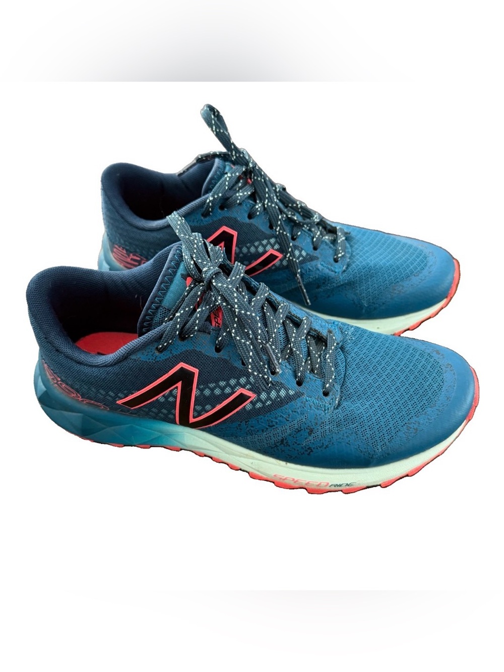 New Balance 690 v2 AT All Terrain Trail Running Walking Shoes WT690CC1 Women 6.5